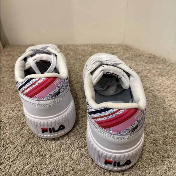 FILA Sandblast Oversole Sneakers - Picture 8 of 13